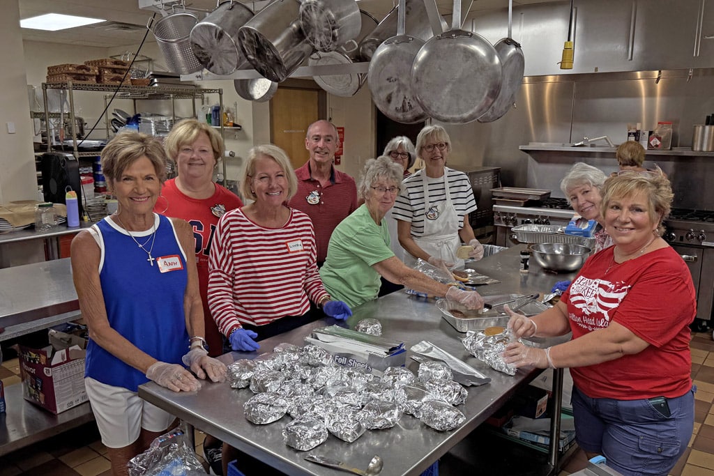 KitchenVolunteers KitchenVolunteers